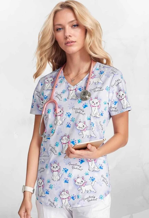 Zdravotnické oblečení - Dámské zdravotnické haleny - Dámská zdravotnická halena s Disney potiskem KOČIČKA | medical-uniforms